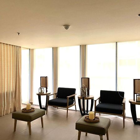 Studio At 81 Newport Boulevard Near Naia With Free Access To All Amenities Up To 2 Pax Manila Bagian luar foto